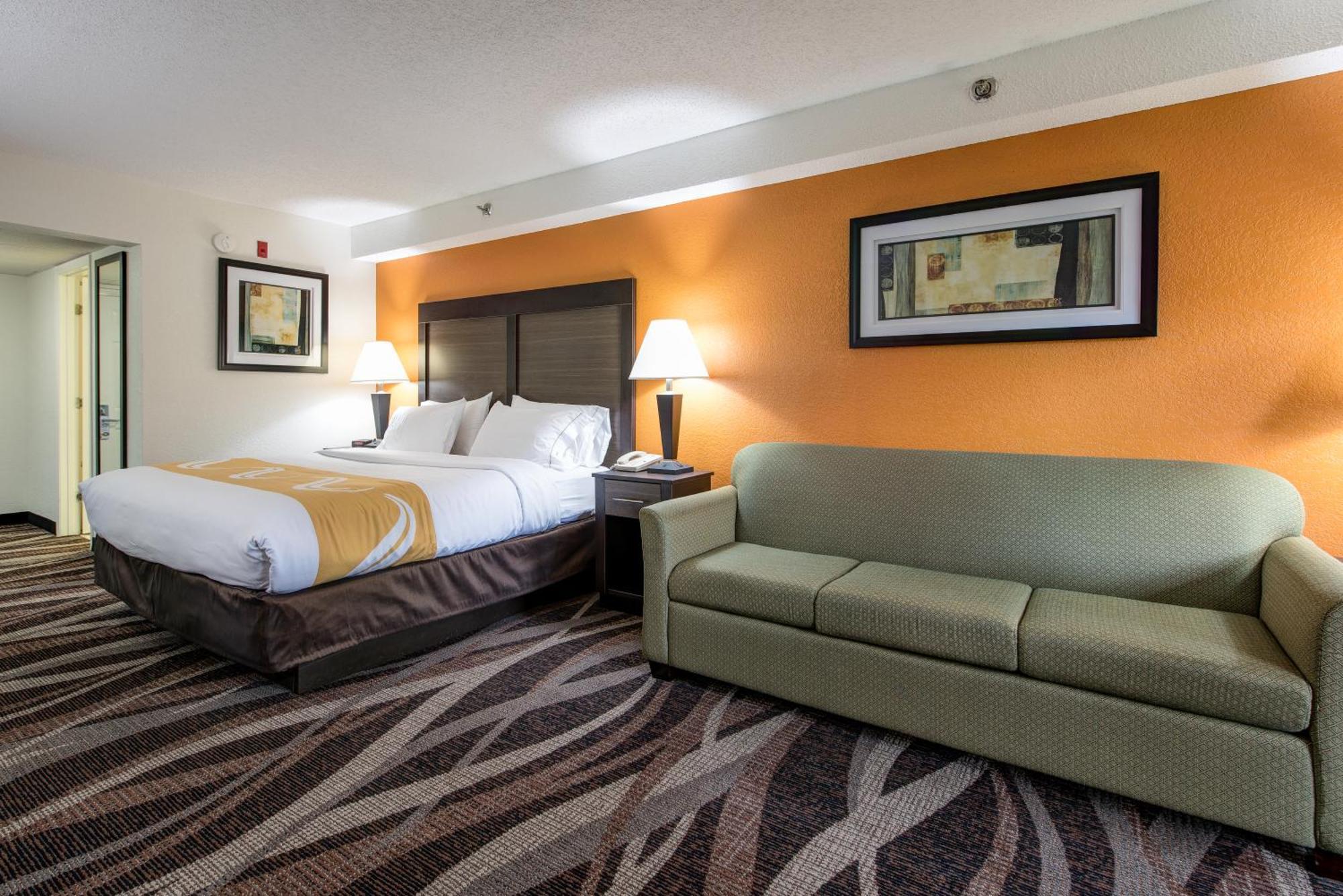 Quality Inn Creekside - Downtown Гатлинбург Экстерьер фото